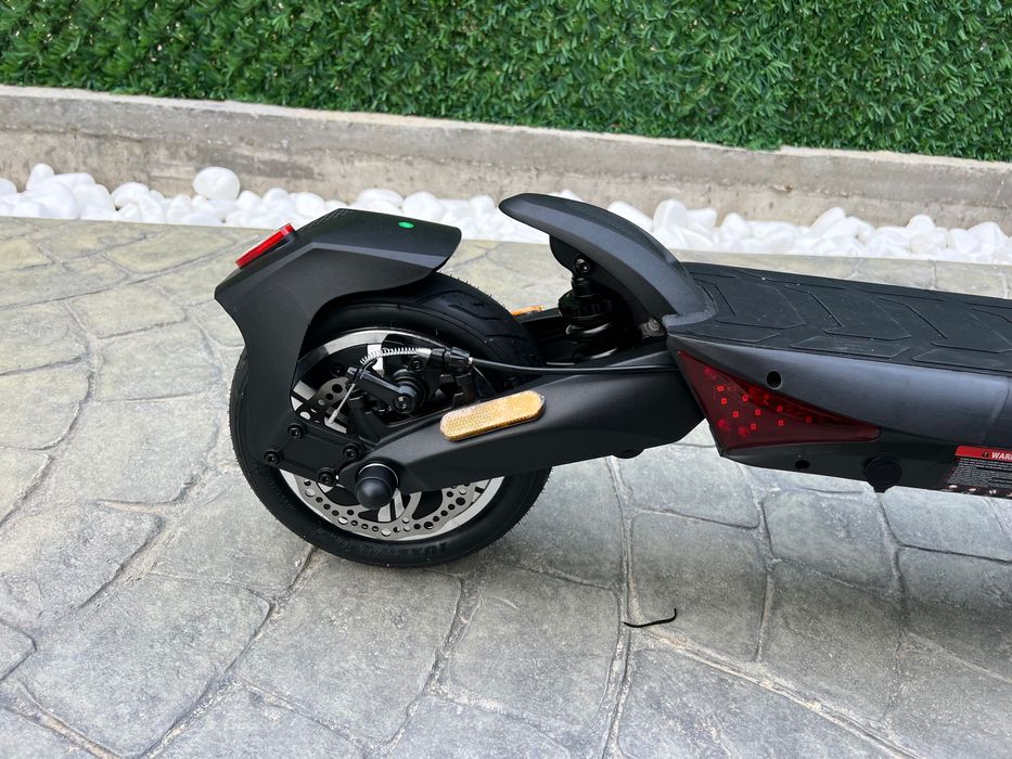 Мощна електрическа тротинетка T8 - 1000W 48V/15Ah