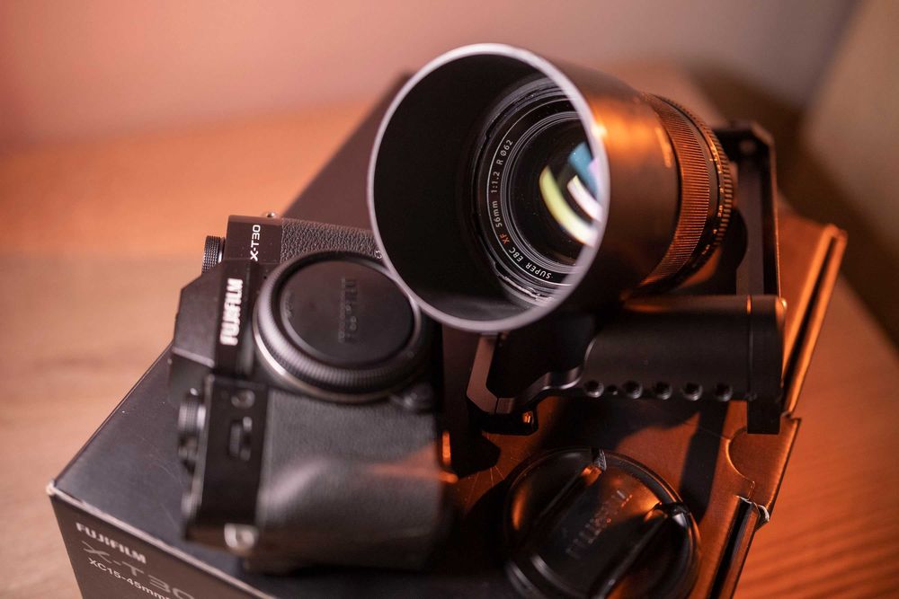 Fujifilm XT30 + Fujifilm 56mm f1.2 R + Cage video