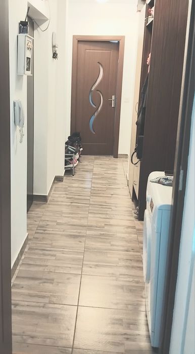 Vând apartament 2 camere Șelimbar