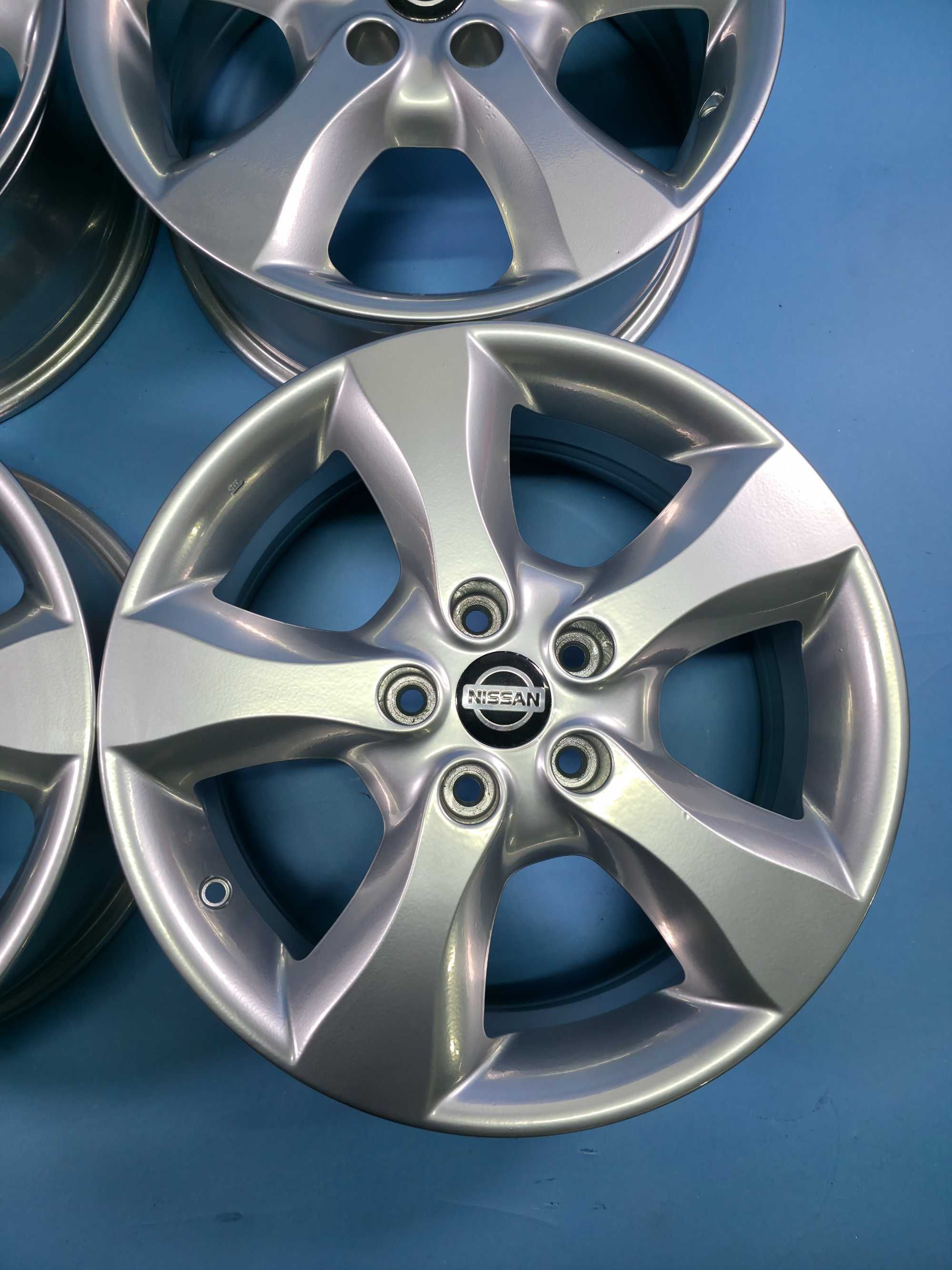 Jante Aliaj 5x114.3 17'' OEM Nissan Juke Leaf Qashqai - 6.5J ET 40 !