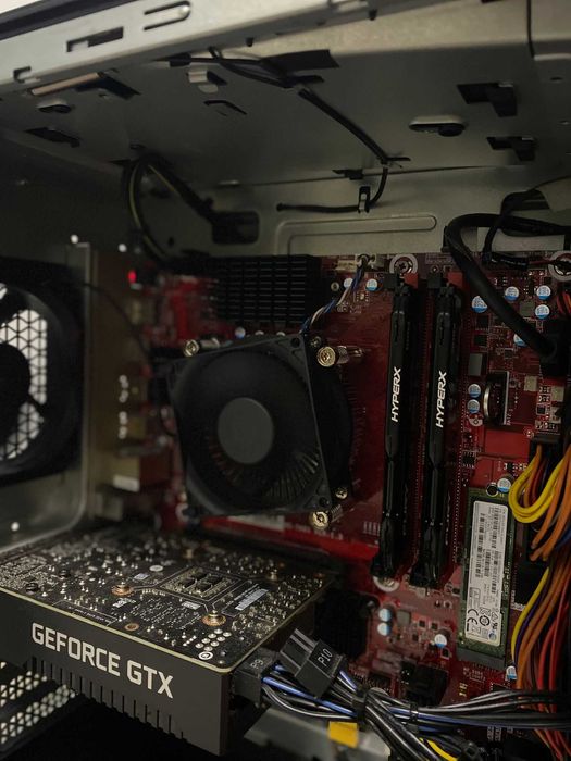 PC GAMING | HP OMEN | I7-9700 | GTX 1660TI | 32GB | M2 + HDD