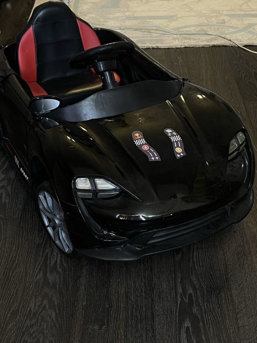 Срочно продам детскую машину