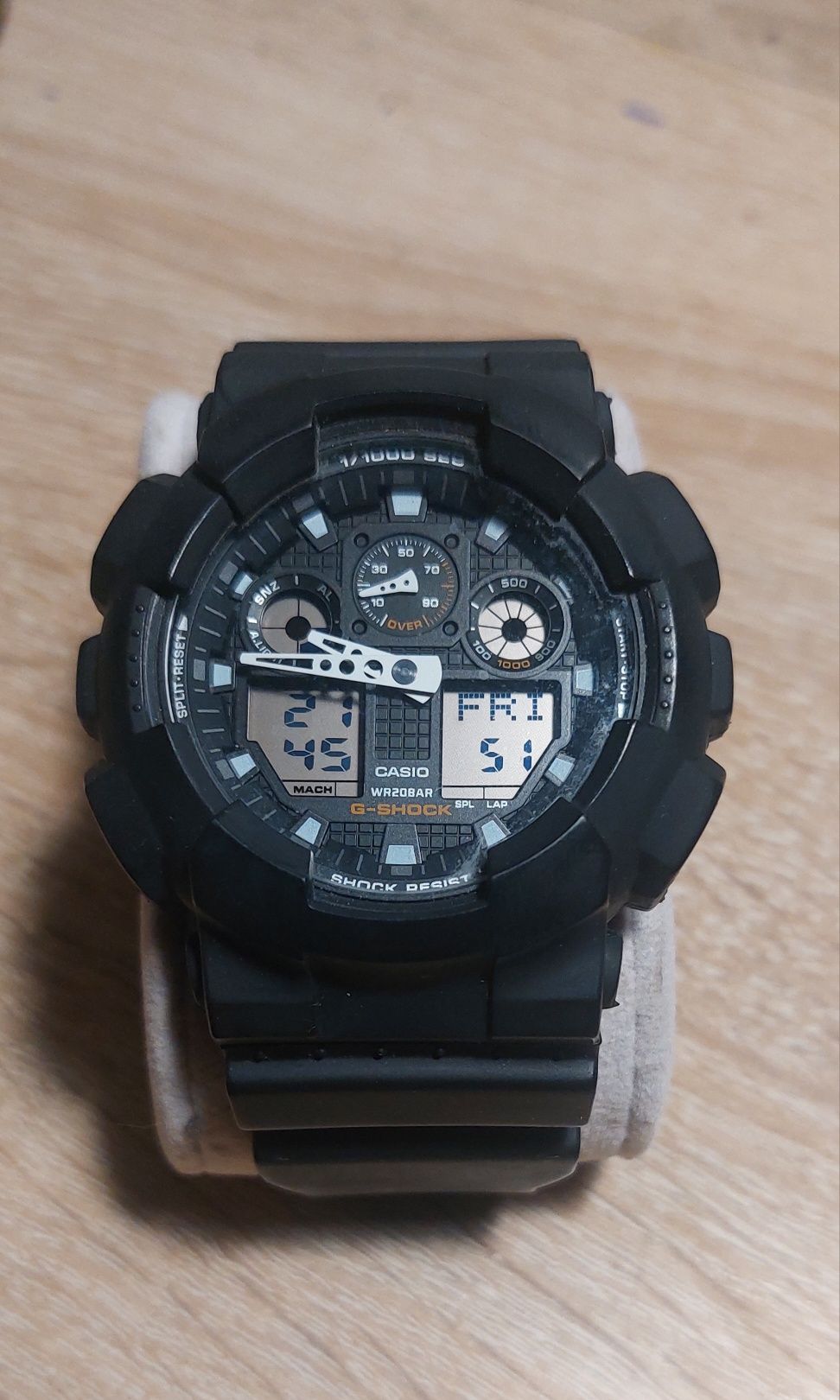 Часы Casio G-Shock GA 100SD . Обмен.
