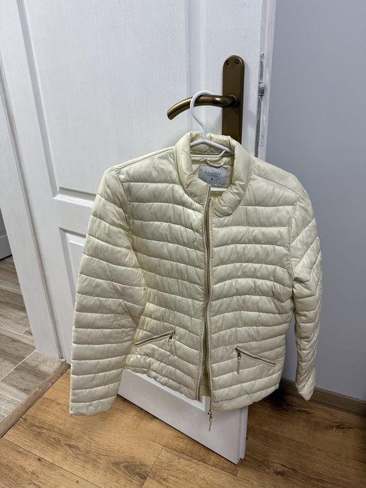 Дамско преходно яке