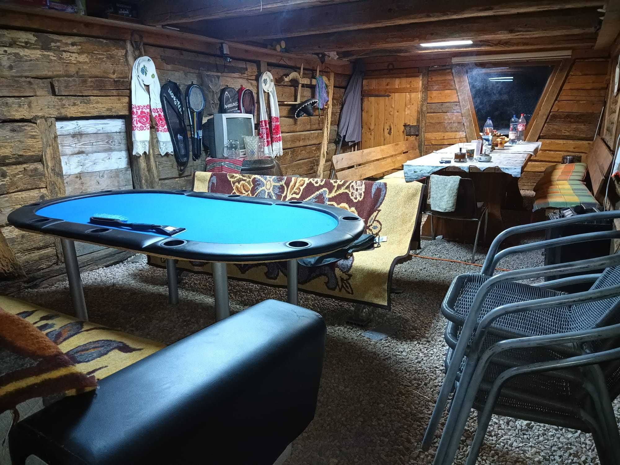 Cabana cu ciubăr, masa de tenis/poker, darts, teren de volei, ATV-uri