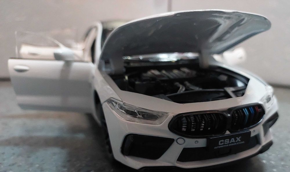 Macheta Metal BMW scara1.24 BMW Mercedes Audi Toyota Bentley Tesla