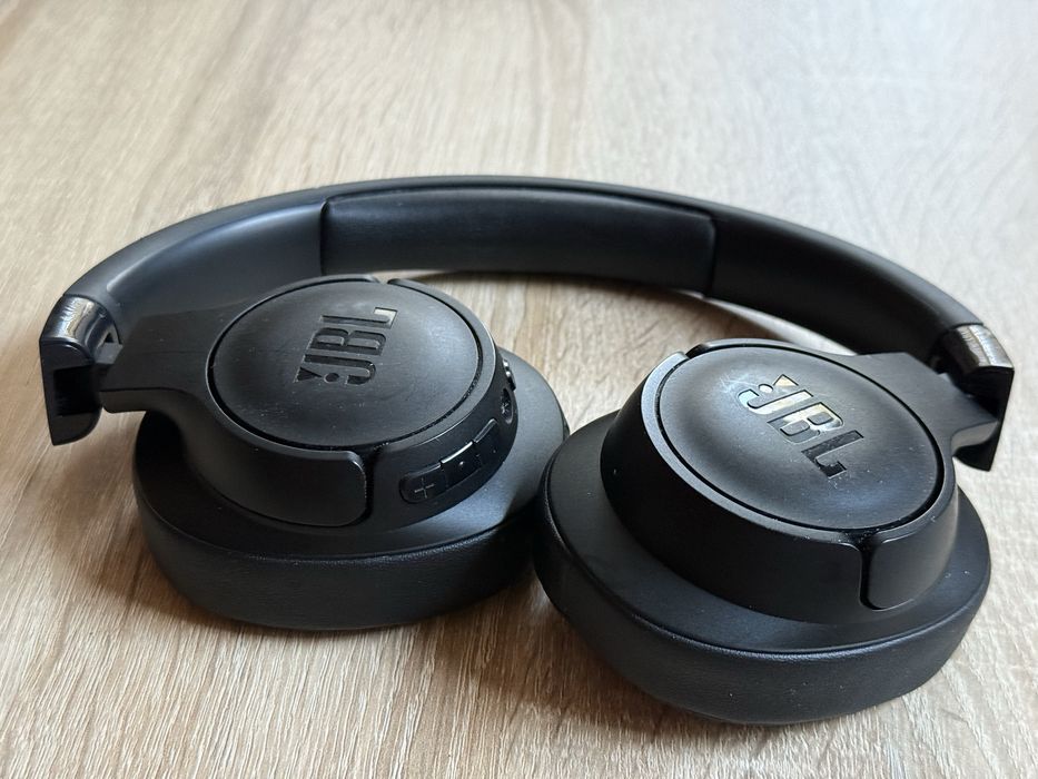 JBL TUNE 760NC – безжични слушалки ANC