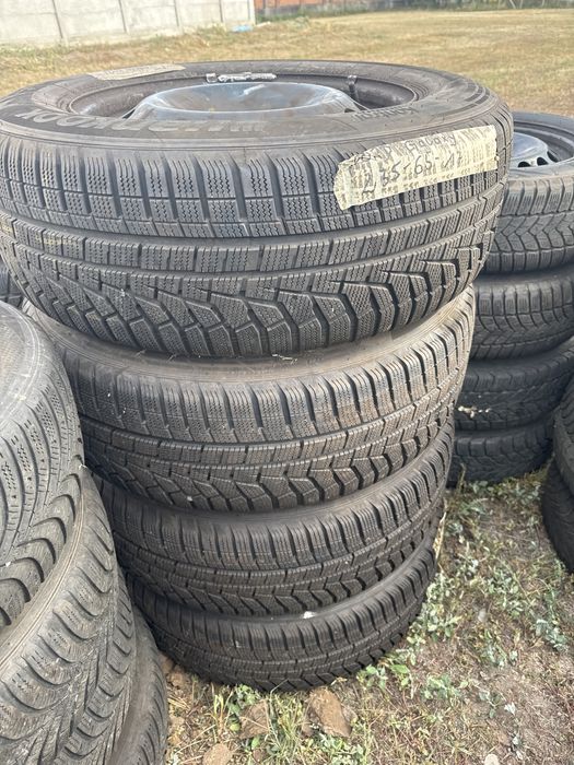 235/65/r17 hankook ford
