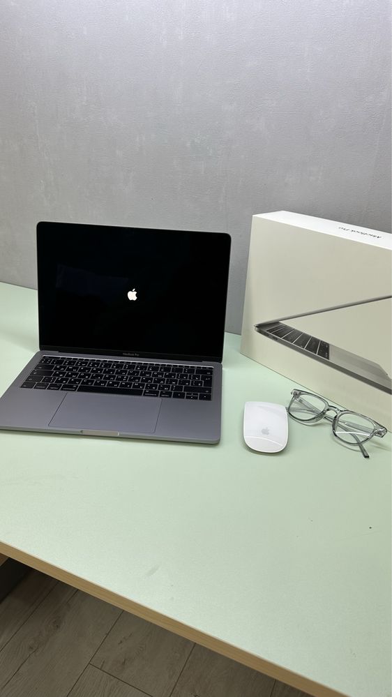 Продам Mac Book Pro