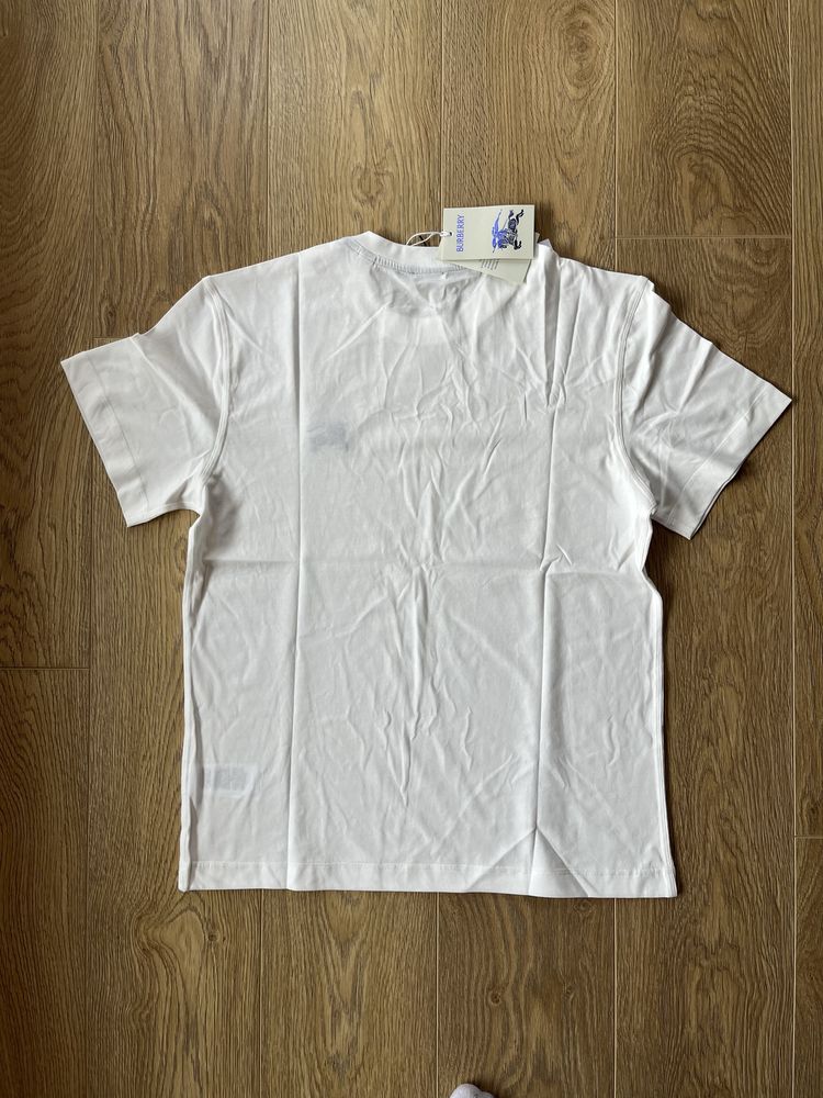 Burberry EKD-embroidered cotton T-shirt. ОРИГИНАЛНА
