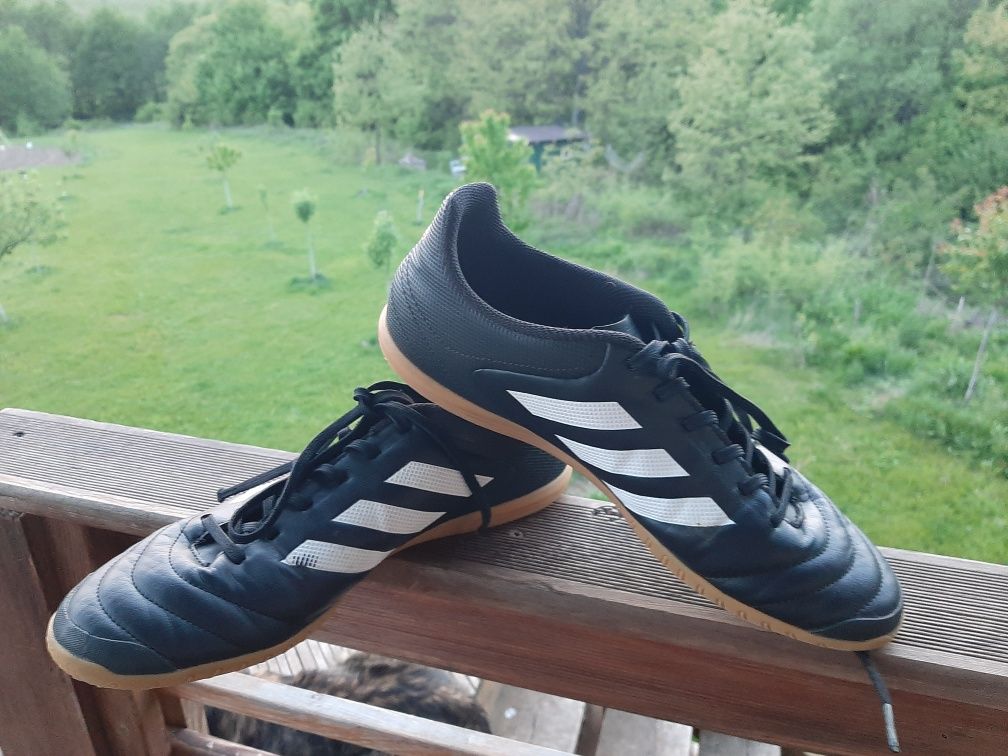 Ghete fotbal adidas copa