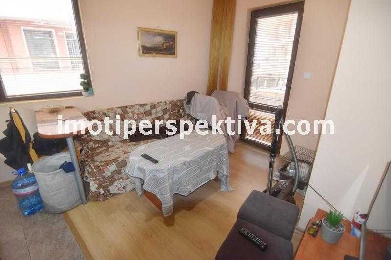 Продава се Двустаен апартамент в Пловдив, Център - 57 кв.м за 2018 €/кв.м - Снимка #1