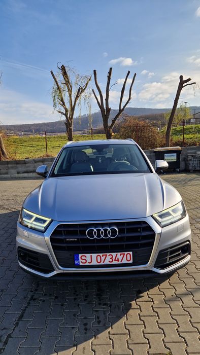 Vând Audi Q5 40 TDI Quattro 4x4