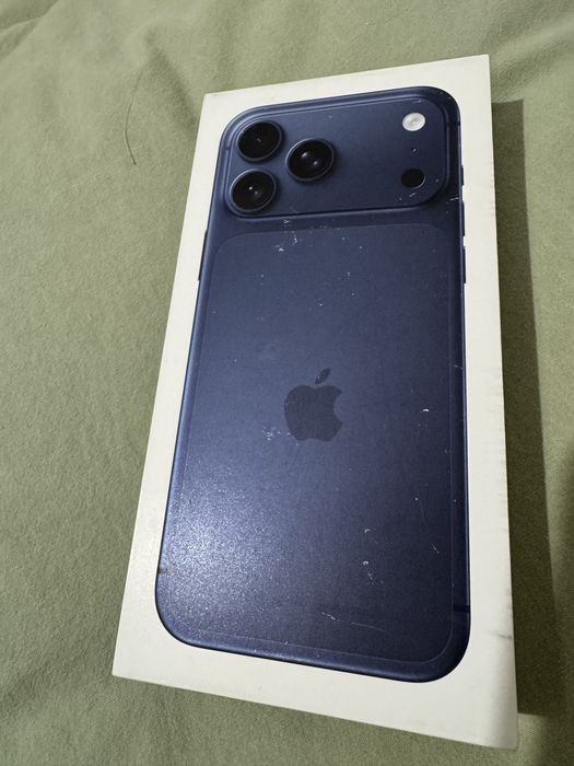 iPhone 17 Pro Max 256GB *NOU*, sigilat