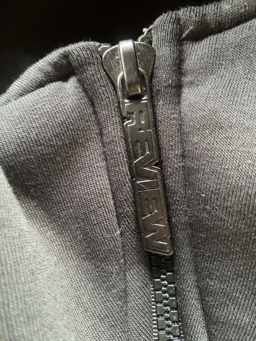 Hanorac Review Nepurtat