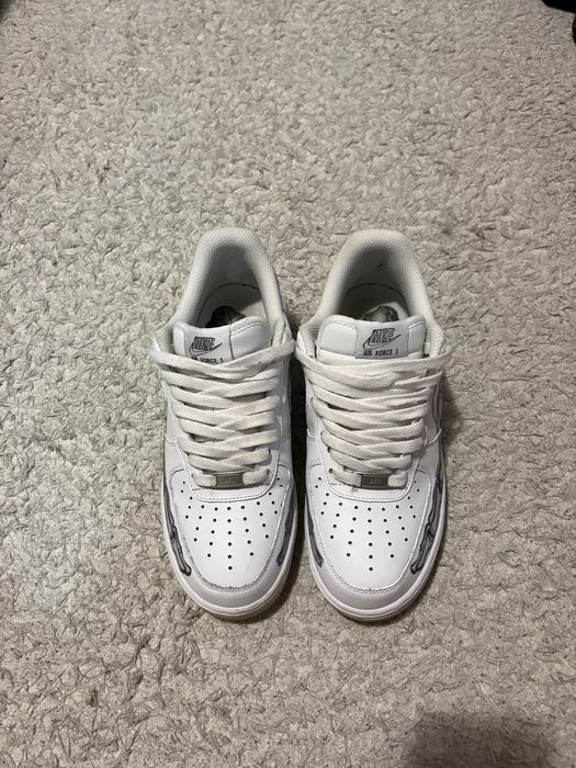 air force 1 skeleton albi marime 40 dar se potrivesc si pentru 41