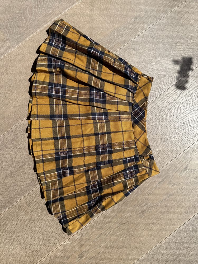 Модерна пола Bershka