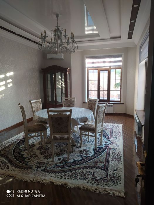 Сдается Срочно Яккасарайский р-н шикарный болшой дом