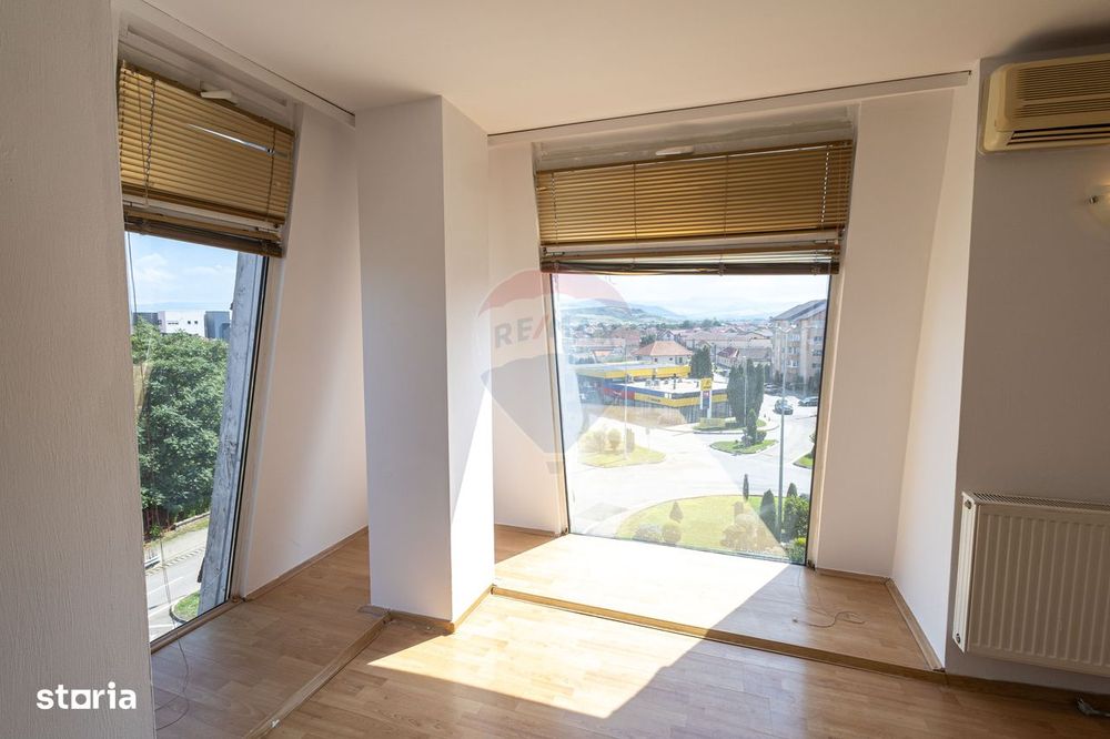 Apartament cu 3 camere de vânzare în Sebeș COMISION 0%