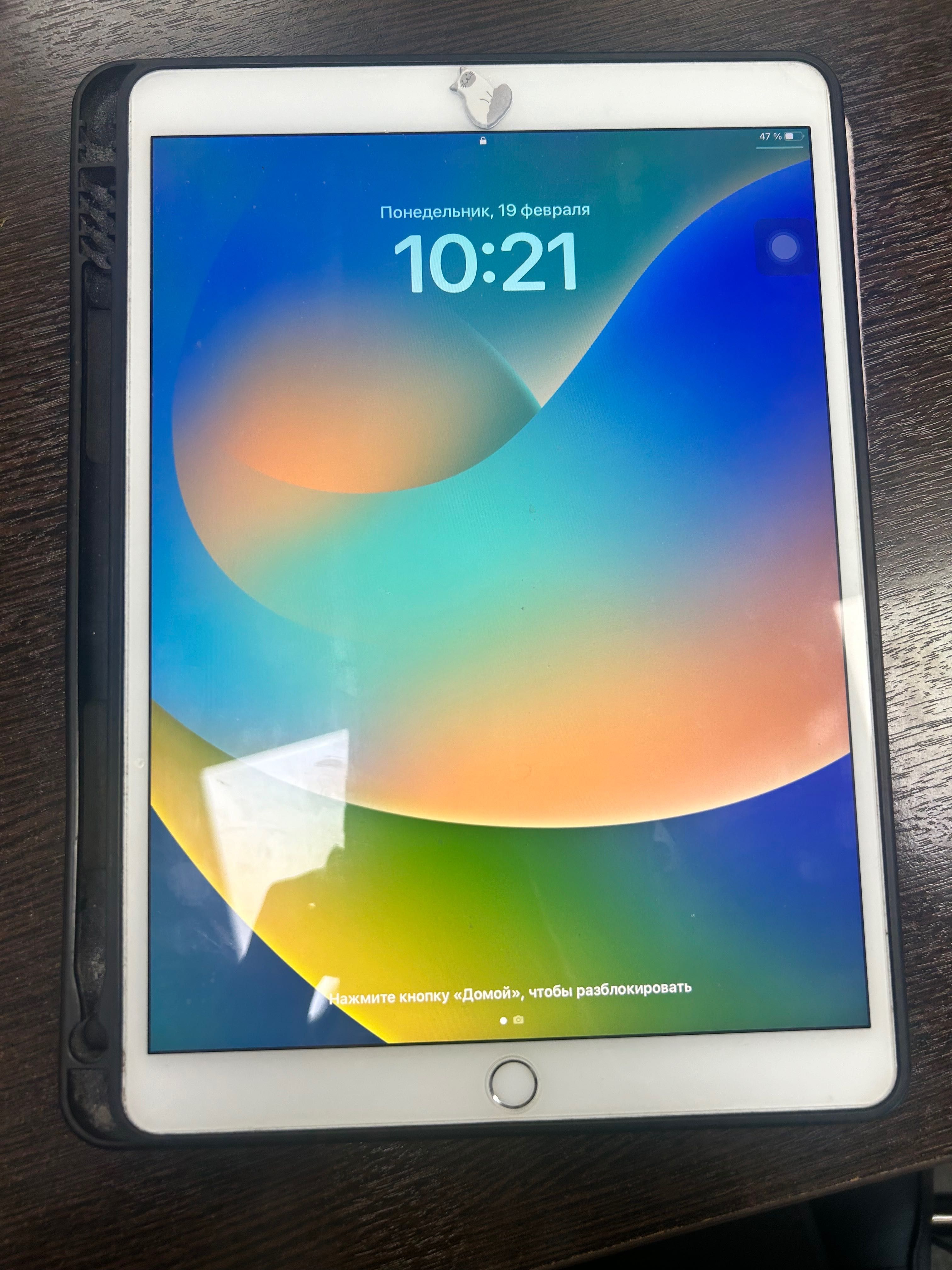 Продам iPad Air 3 поколение 64 гб. 10.5