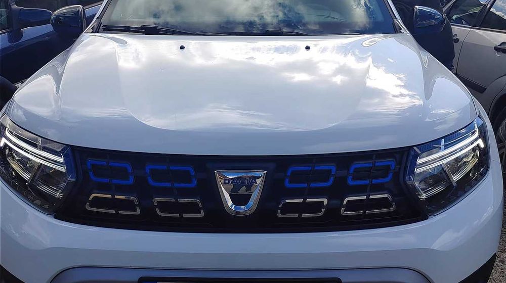 Modul adaptare faruri Duster 2 la cele cu semnatura Y