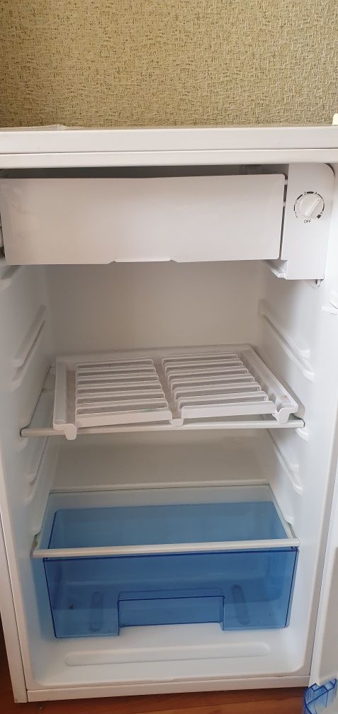 Продам Офисный холодильник