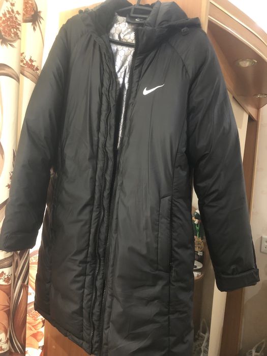 Продам куртку nike зима
