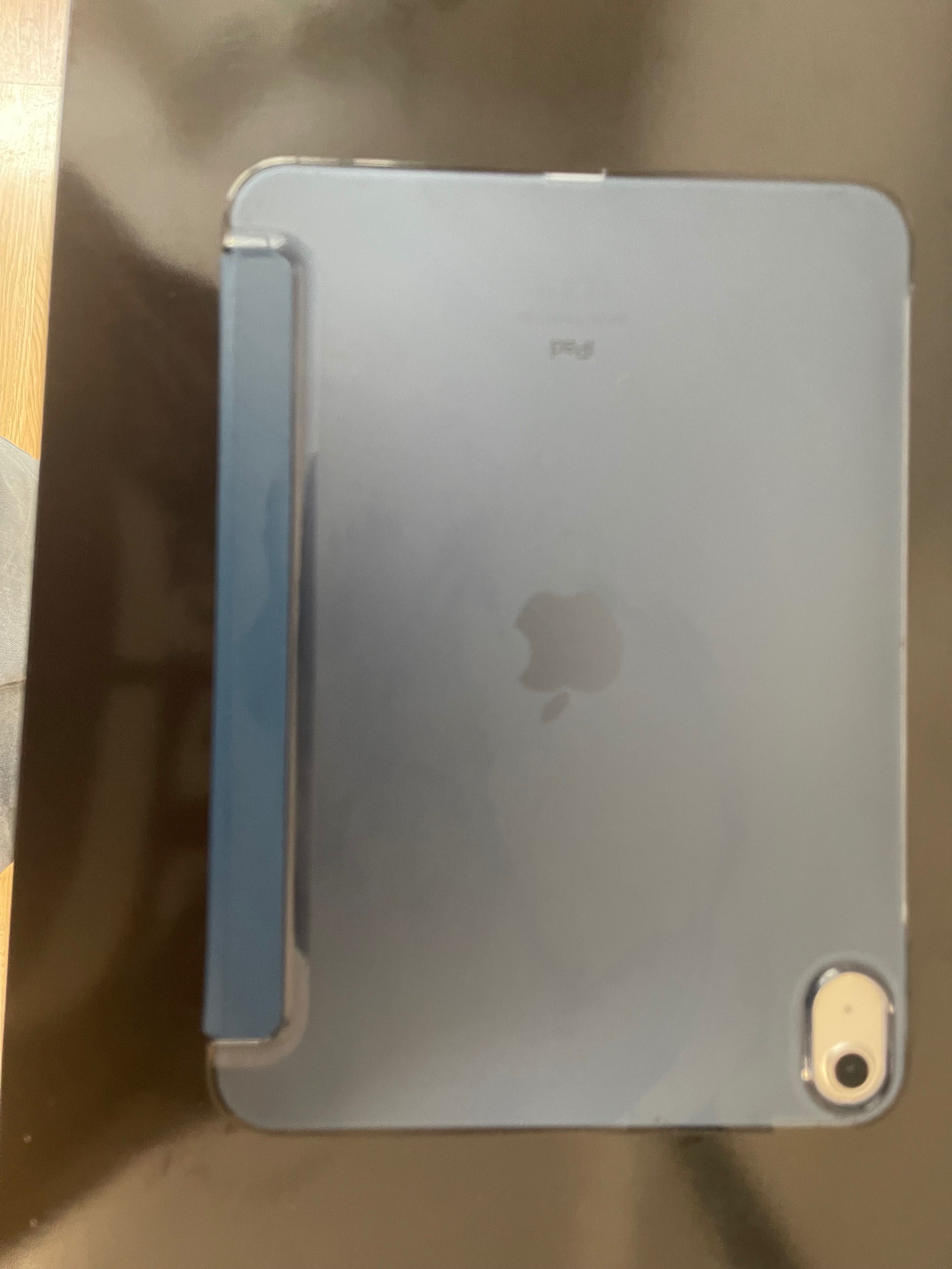 iPad 10,9” 10– 64 GB Wi‑Fi – Сив Отлично състояние + аксесоари