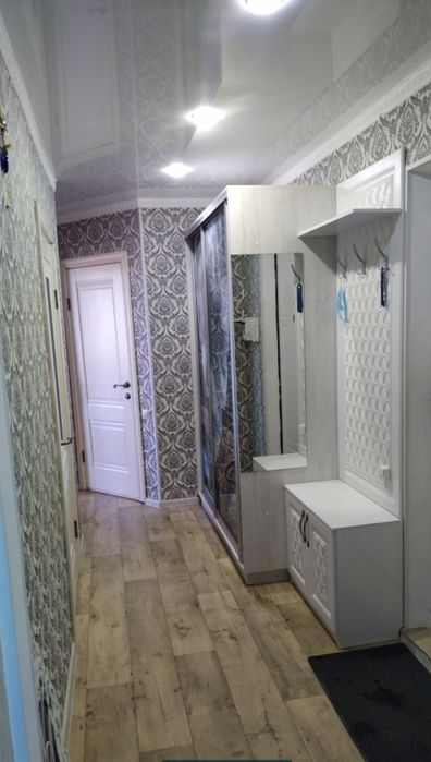 Продам 2 ком кв 52 м2 с евроремонтом на автопарке
