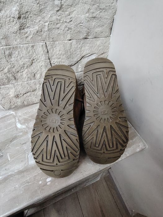 UGG Mini Bailey Button II 37 originale