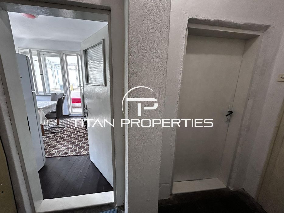 Дава се под наем Етаж от къща в Варна, Трошево - 68 кв.м за 315 € - Снимка #4