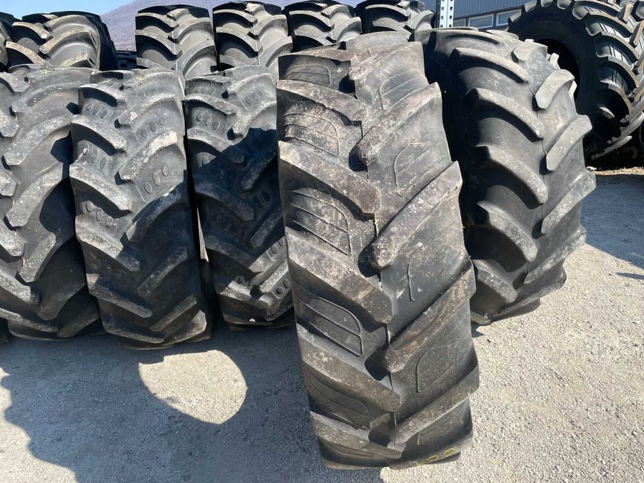 POINT 8 14.9r24 cauciucuri second hand de tractor OCAZIE