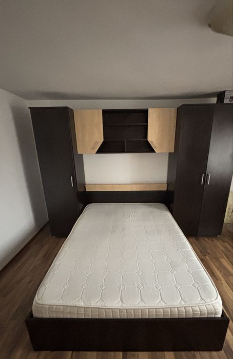 Mobila dormitor negru cu maro