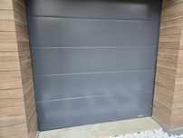 Секционна гаражна врата Rollplast