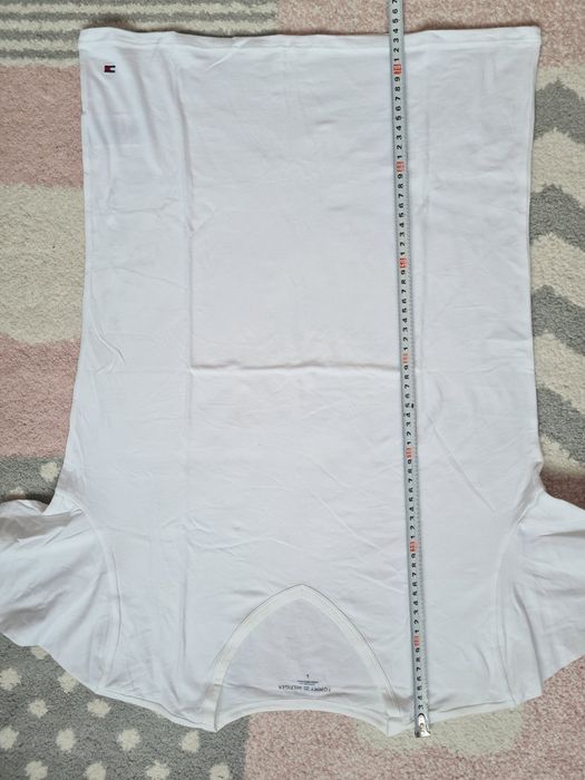 Tricou Tommy Hilfiger marime M-L