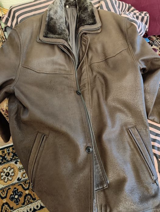 Geaca de piele nabuc