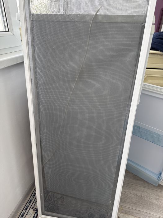 Продам москитные сетки 2шт