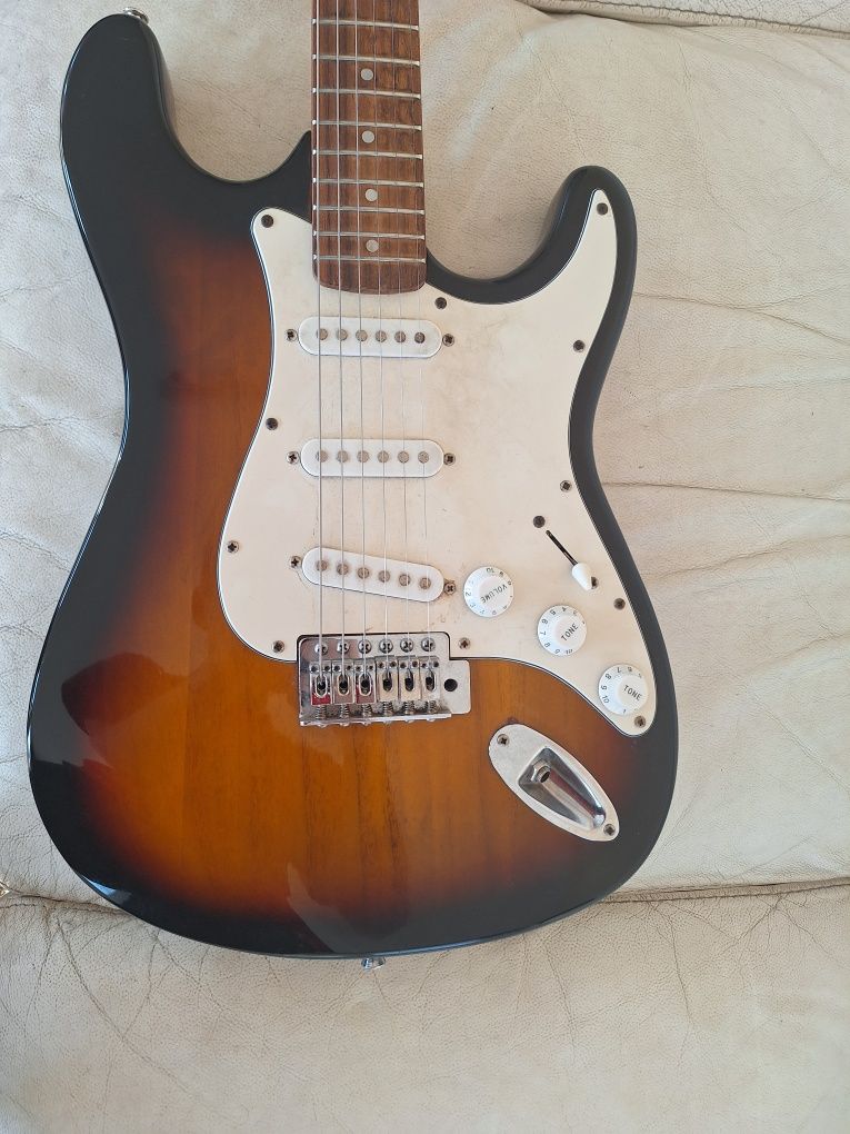 Chitara electrica Stratocaster