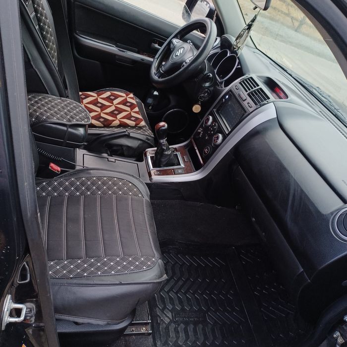 Vând Suzuki Grand Vitara