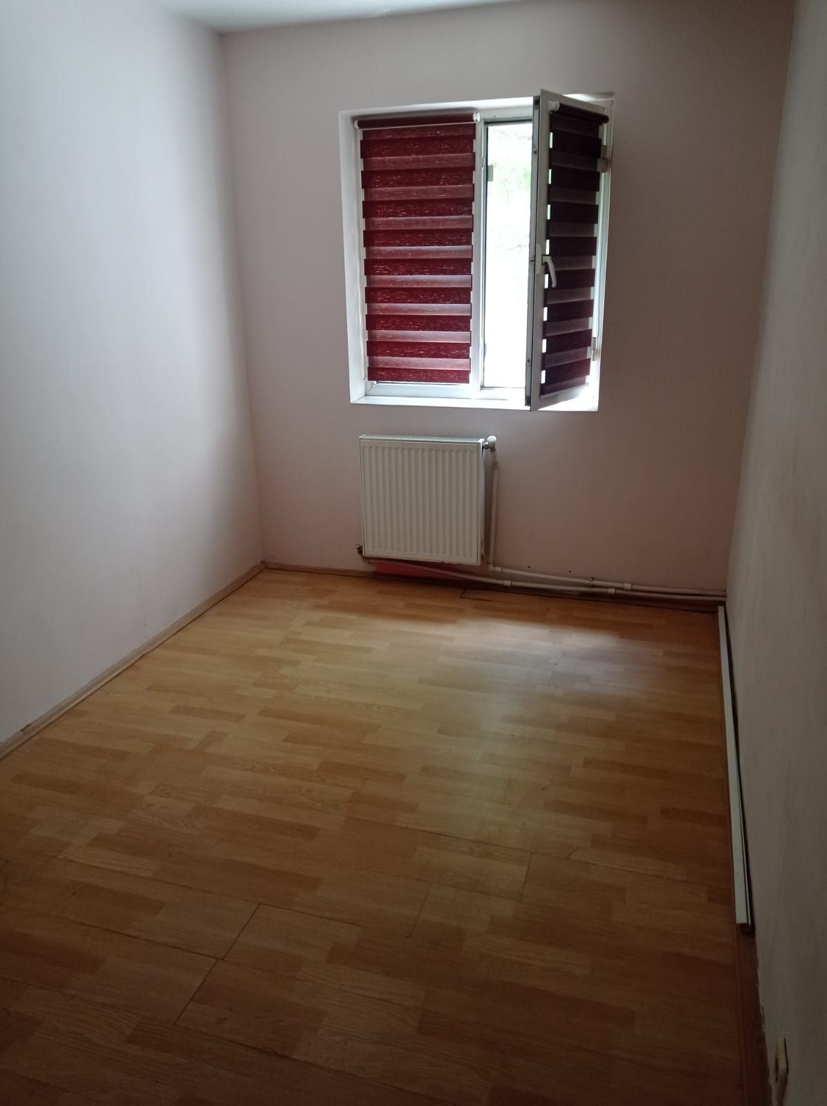 Vând apartament cu 2 camere