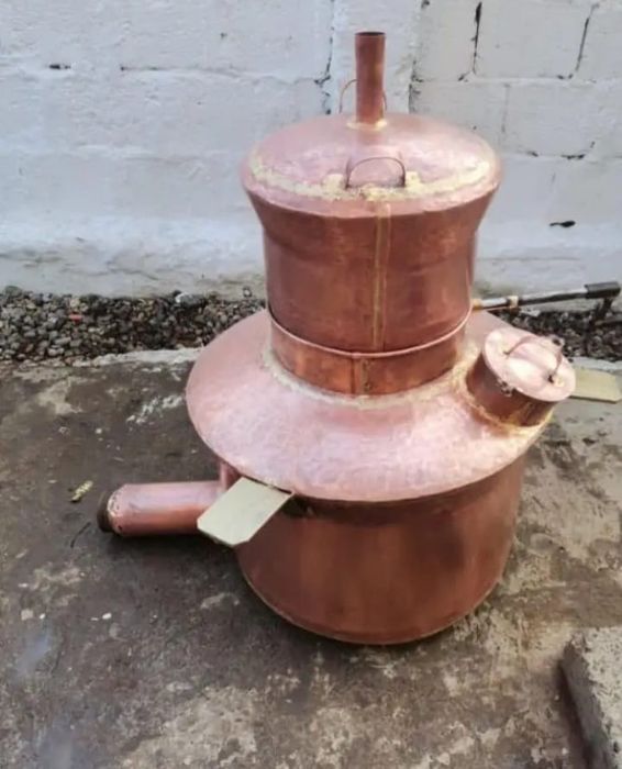 Vand un cazan de făcut țuică de 86 litri