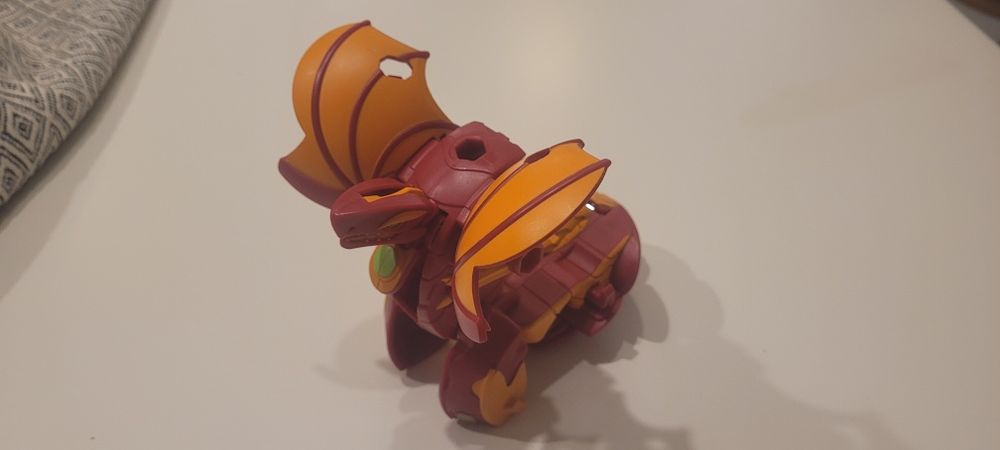 Bakugan deka бакуган трансформиращи топки
