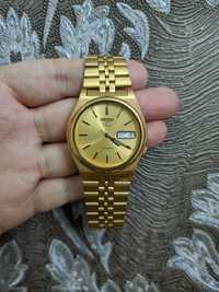 Seiko 5 gold часы