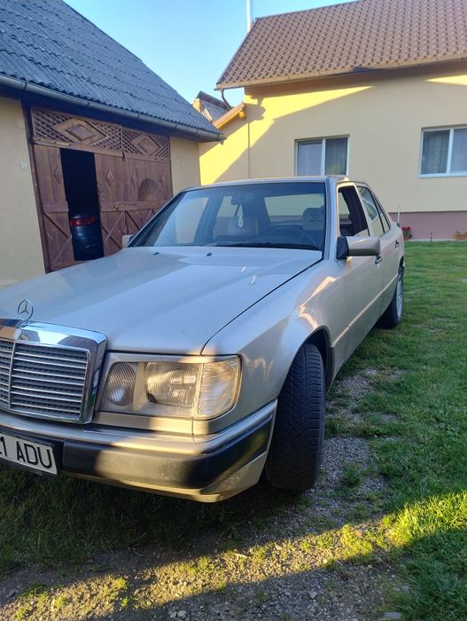 Vând Mercedes w124 motor 2,0 diesel