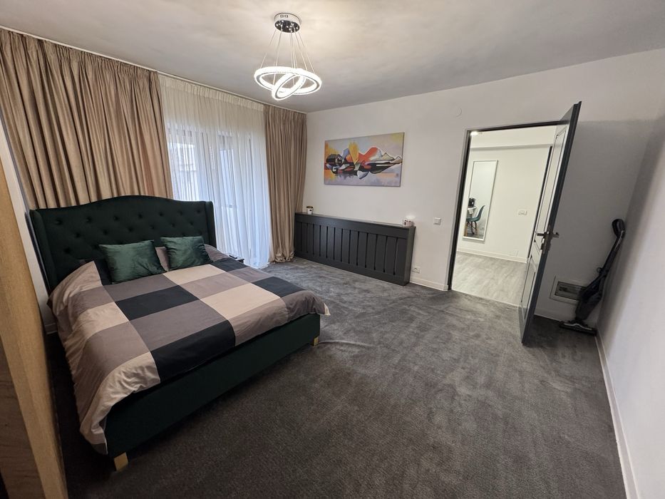 Inchiriez Apartament 1 Camera, Ultracentral, Centru Pietonal