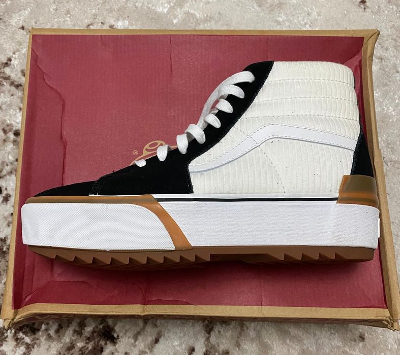 Vând ghete noi Vans mărimea 43