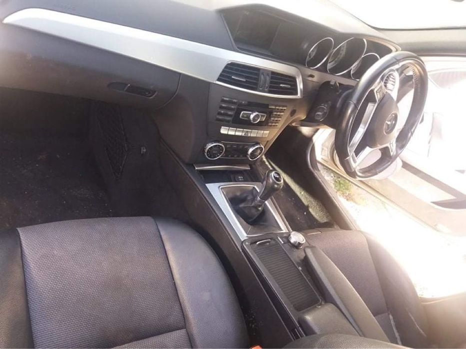 W204 Facelift C220 651 двигател На Части
