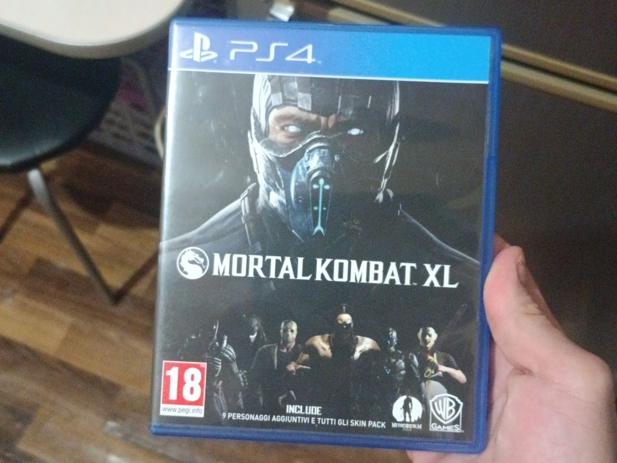 Playstation 4 slim