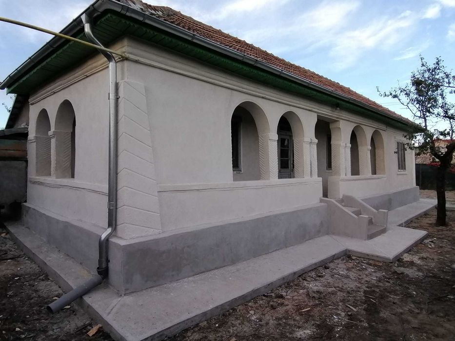 Casă cu teren generos 1800m la preț de apartament, în Cioranii de Jos