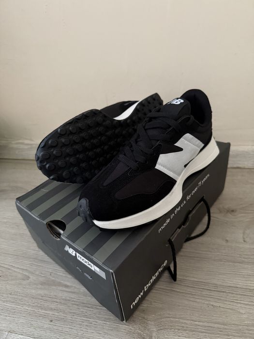 New  Balance  327